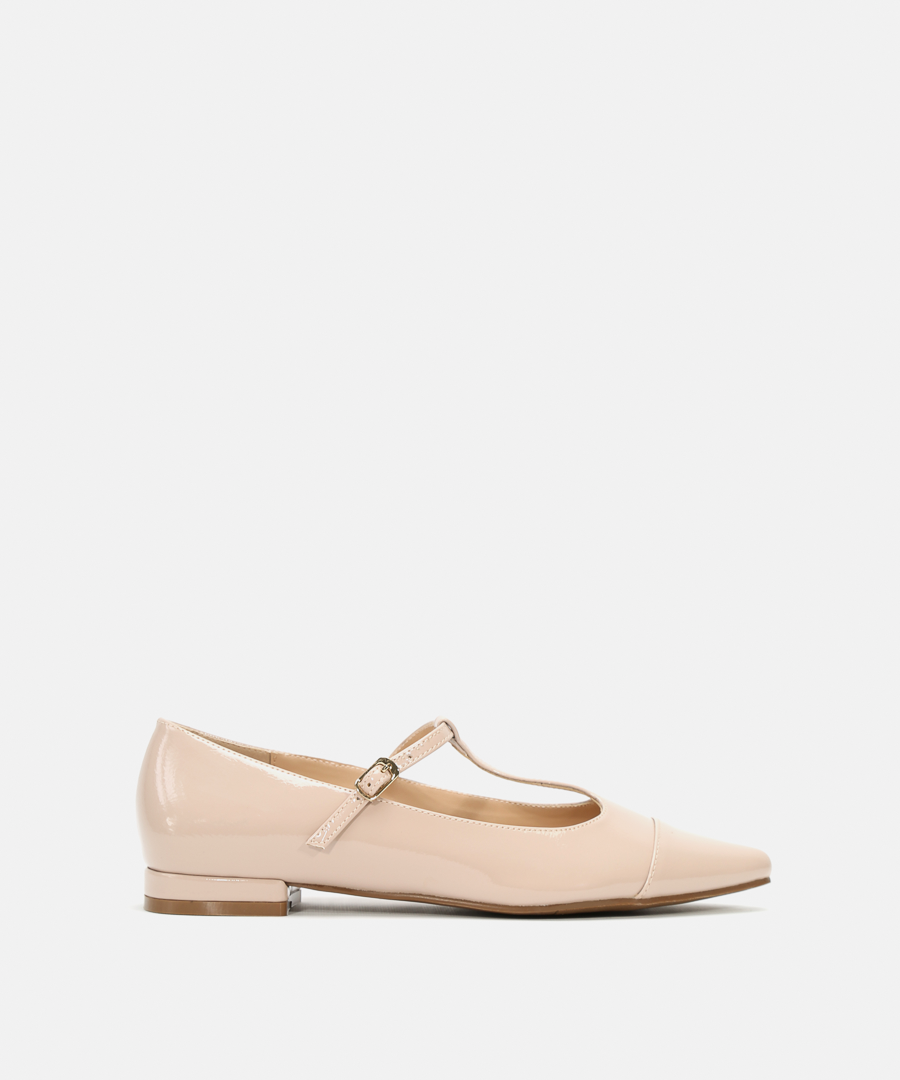 Merceditas T-Strap image number null